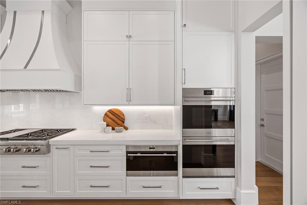 MOORINGS - Residential