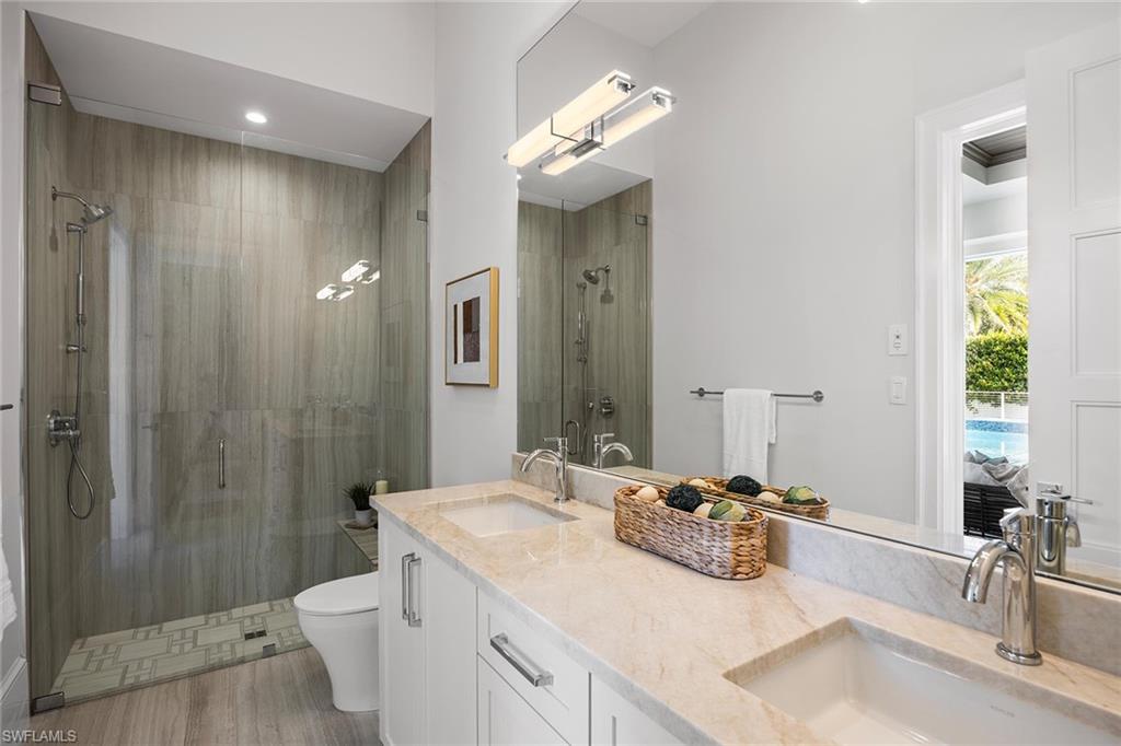 MOORINGS - Residential