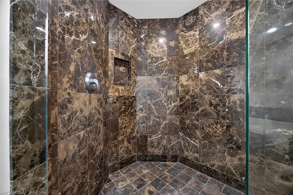 MASTIQUE - Residential