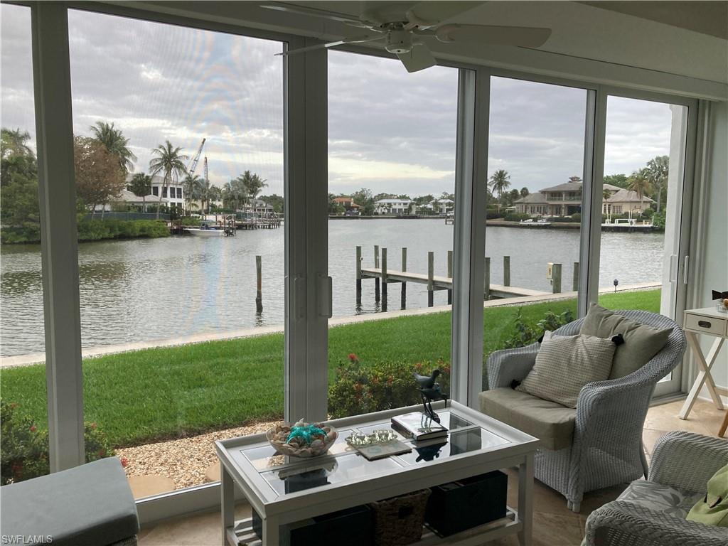 AMBASSADOR CLUB - Residential Lease