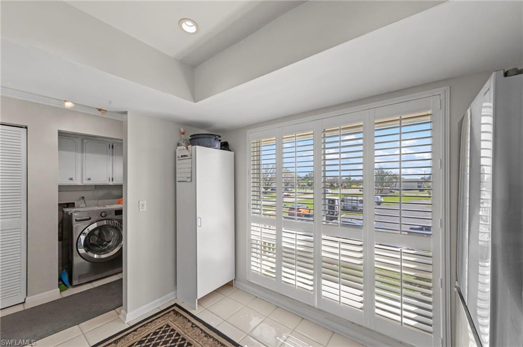 GLADES COUNTRY CLUB - Residential