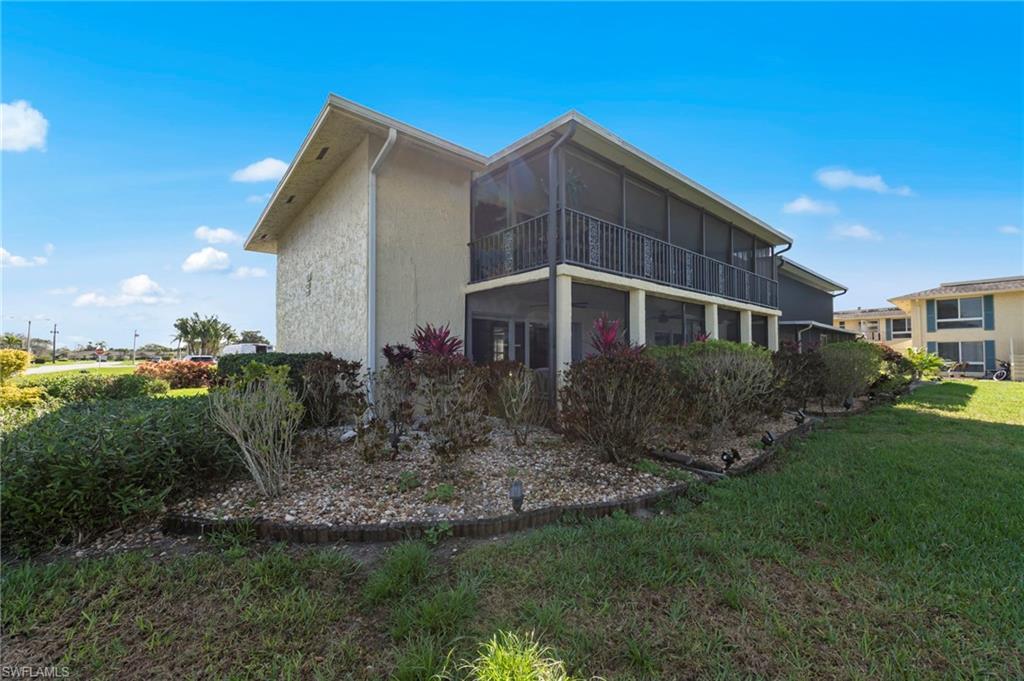 GLADES COUNTRY CLUB - Residential