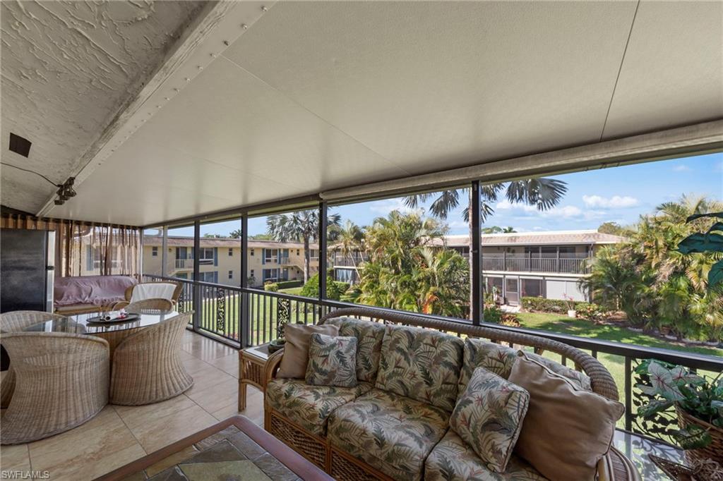 GLADES COUNTRY CLUB - Residential