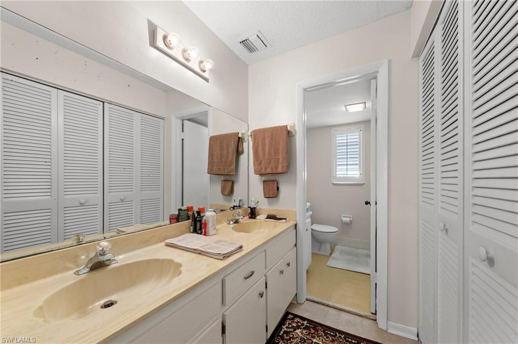 GLADES COUNTRY CLUB - Residential