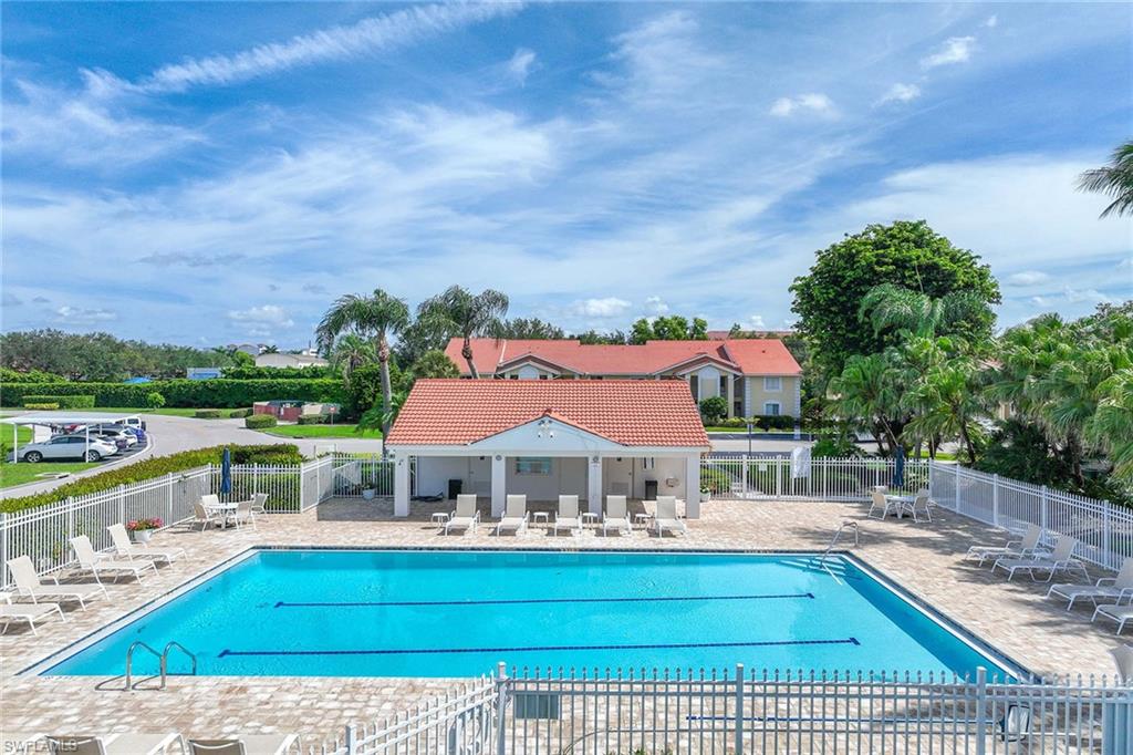 VILLAGES AT EMERALD LAKES - Residential Lease