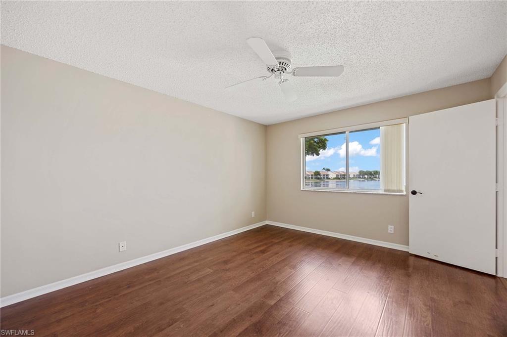 VILLAGES AT EMERALD LAKES - Residential Lease