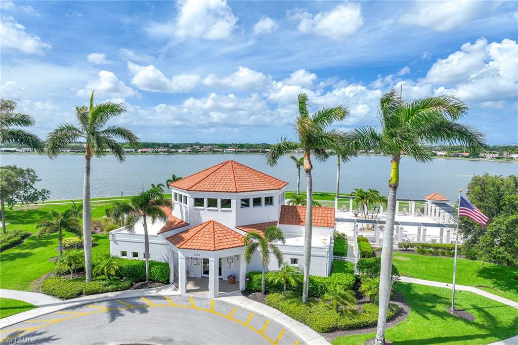 VILLAGES AT EMERALD LAKES - Residential Lease