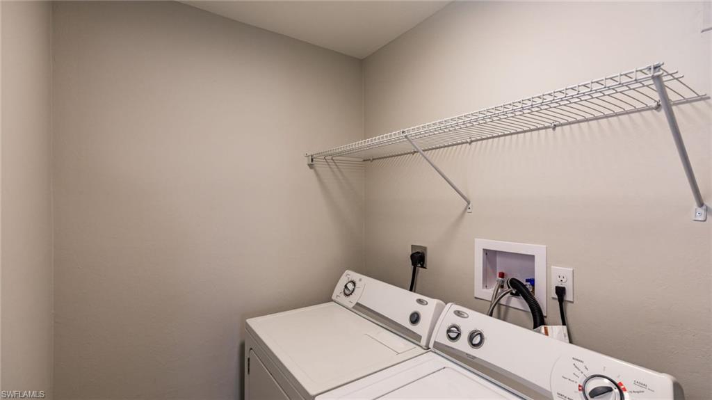 NAPLES TWIN LAKES - Residential