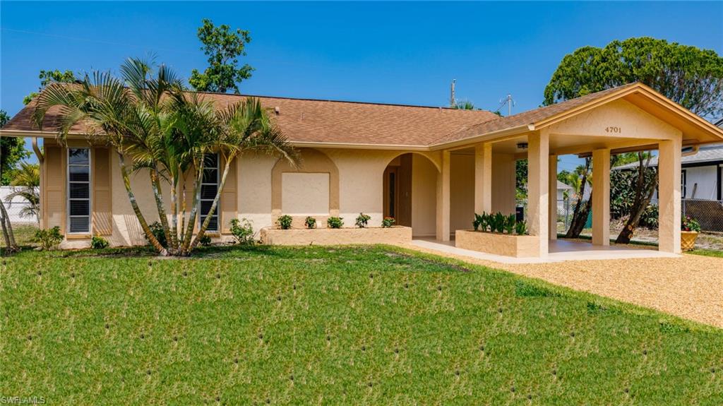 NAPLES TWIN LAKES - Residential