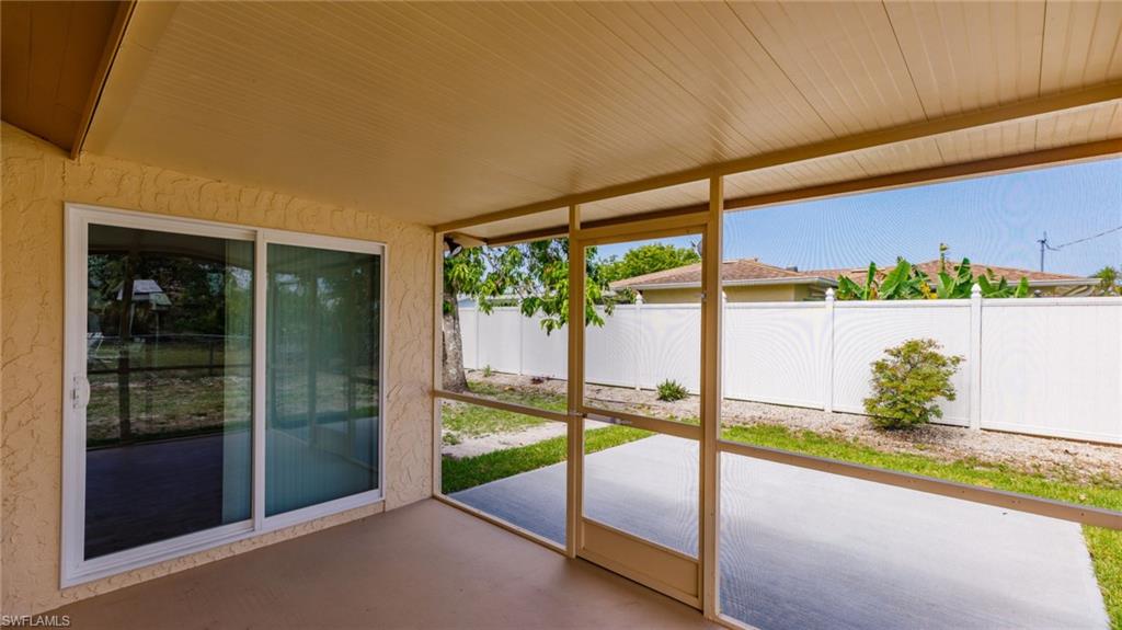 NAPLES TWIN LAKES - Residential