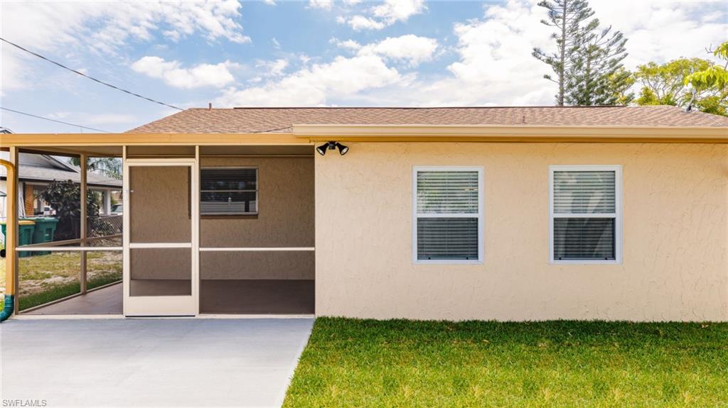 NAPLES TWIN LAKES - Residential