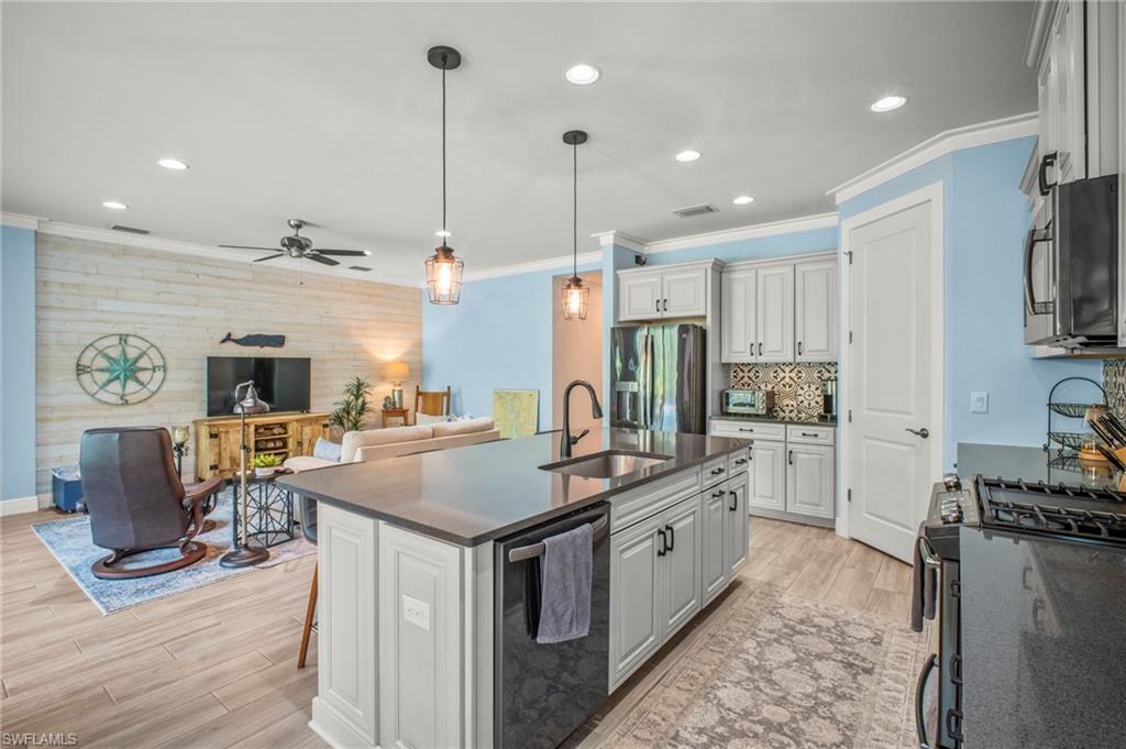 CYPRESS WALK - Residential Lease