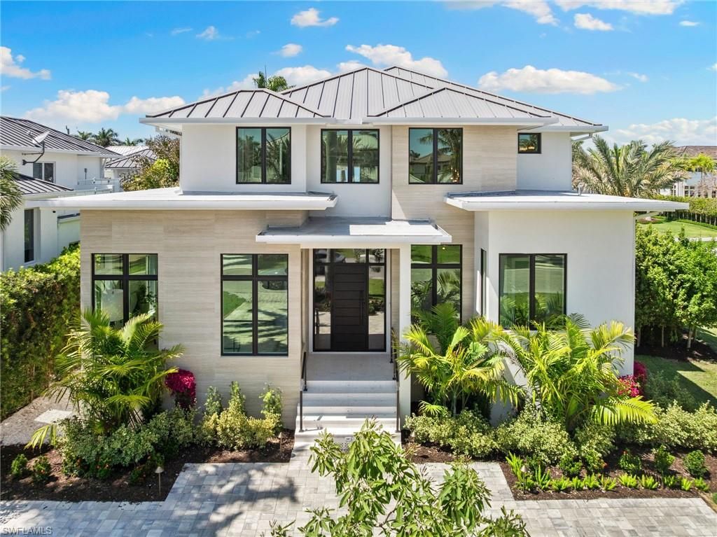 Photo of 581 14th AVE S, NAPLES, FL 34102 (MLS # 225056392)