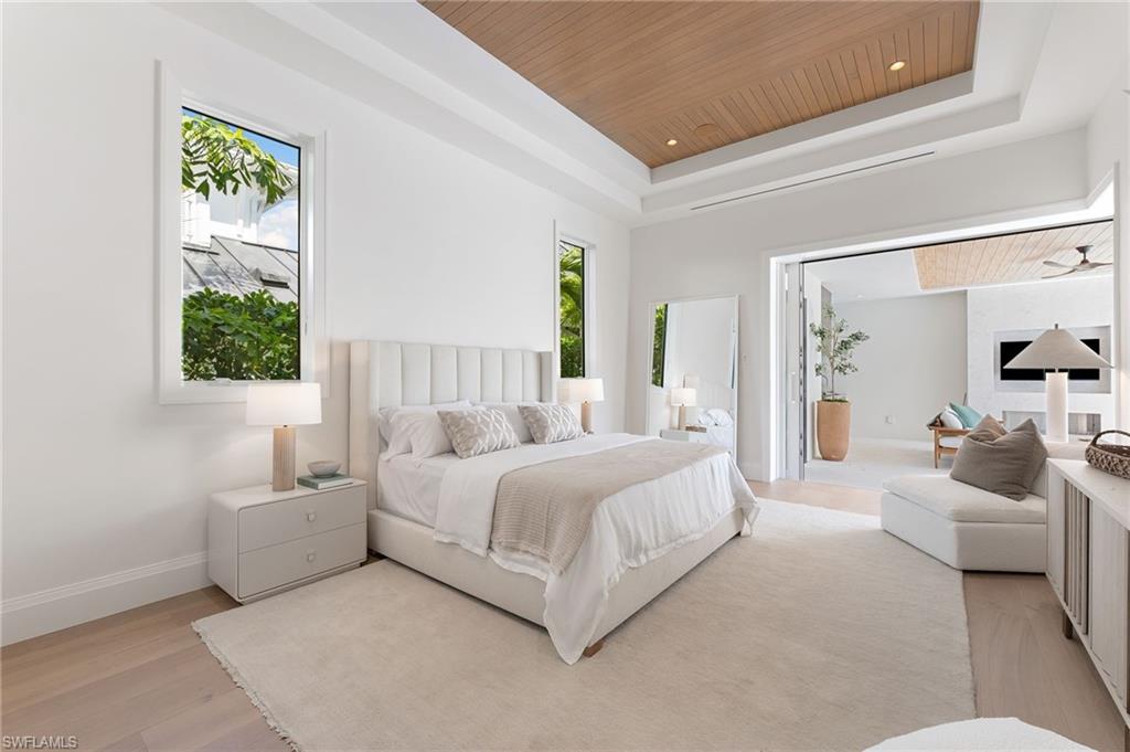 OLDE NAPLES - Residential