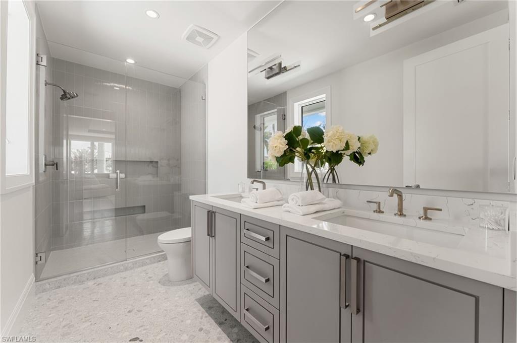 OLDE NAPLES - Residential