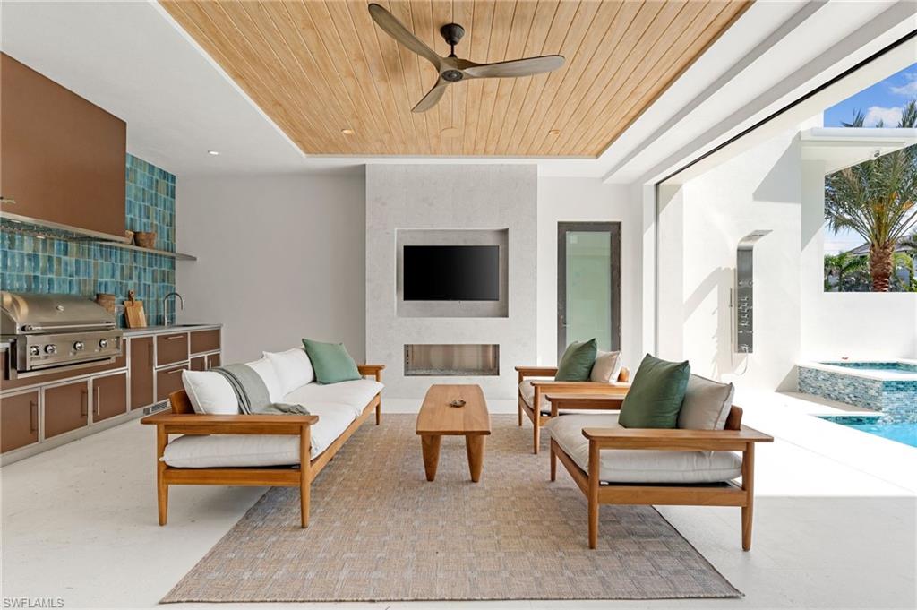 OLDE NAPLES - Residential