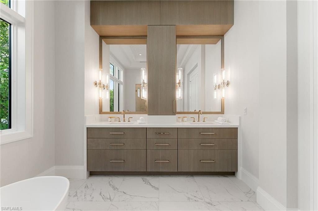 OLDE NAPLES - Residential