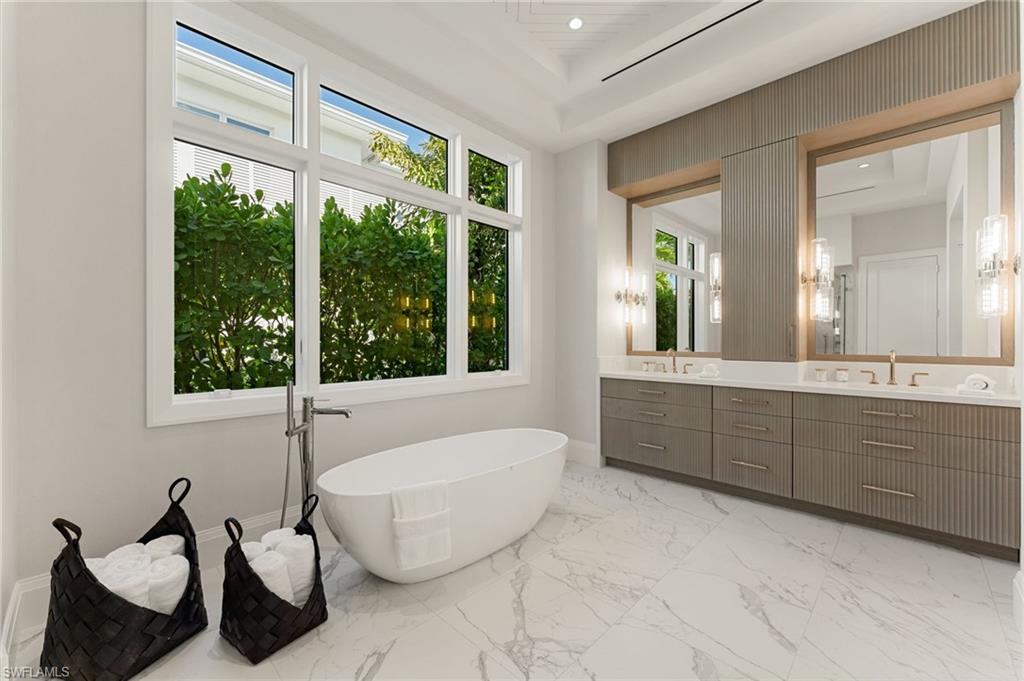 OLDE NAPLES - Residential