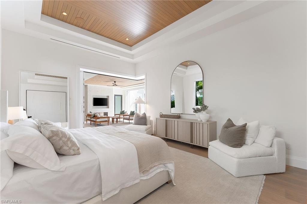 OLDE NAPLES - Residential