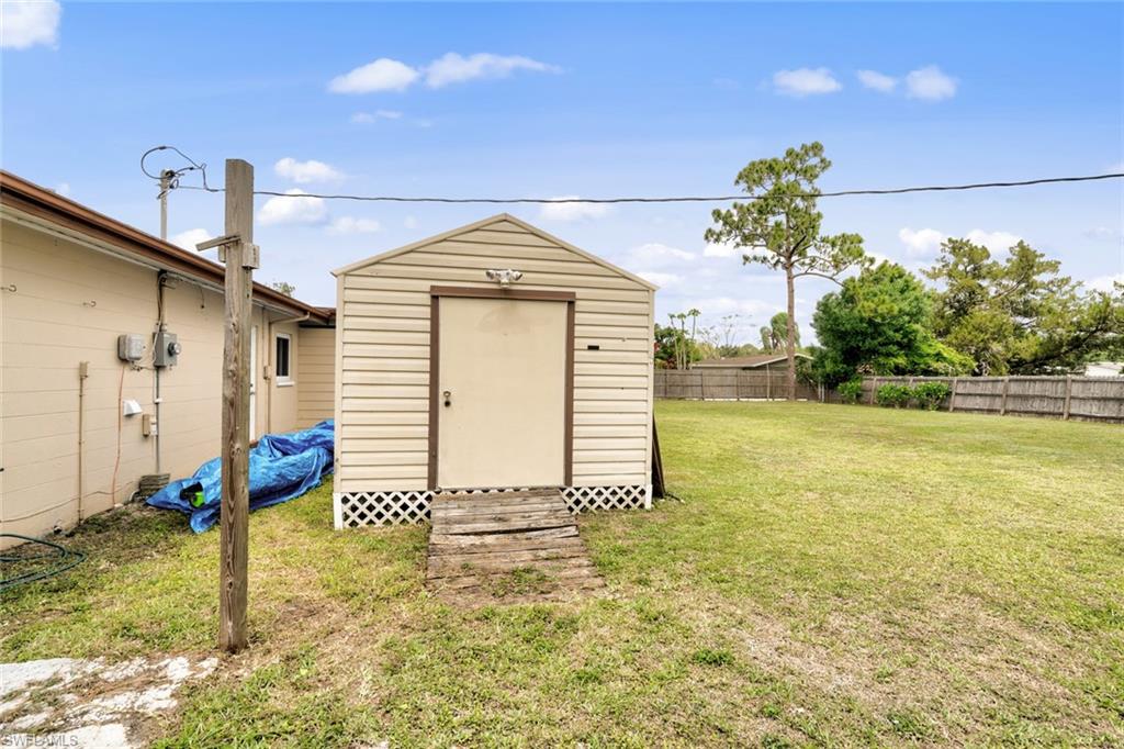 LEHIGH ACRES - Residential