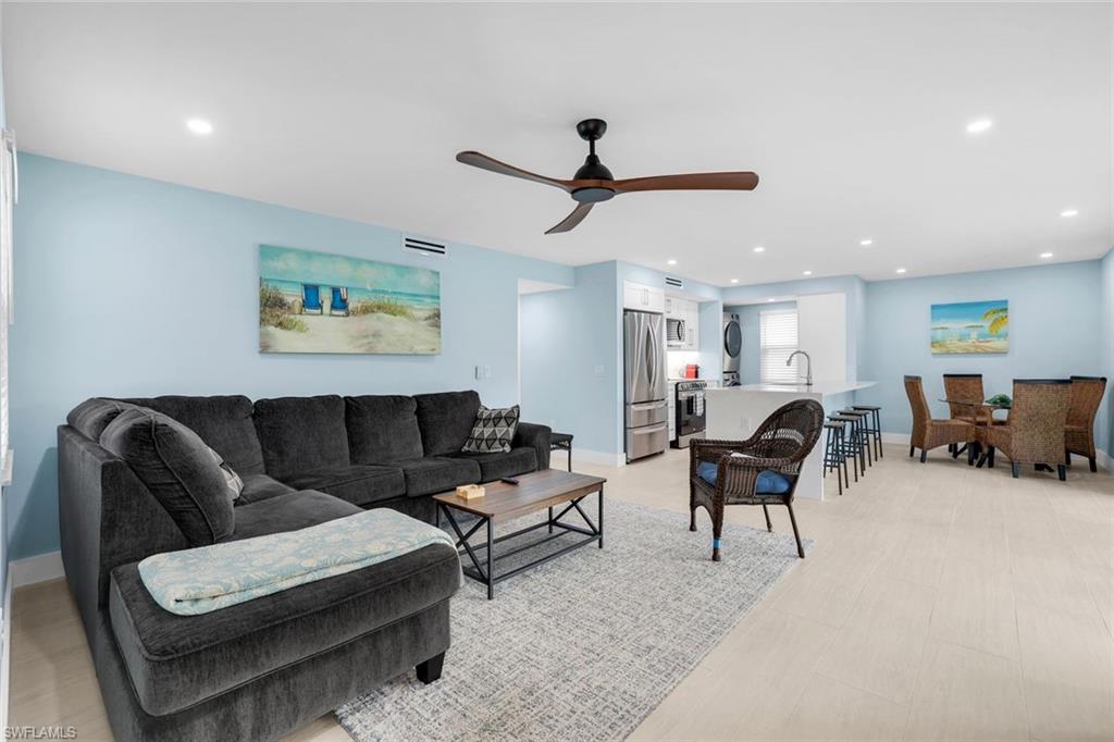 HARBOR LAKES OF NAPLES - Residential Lease