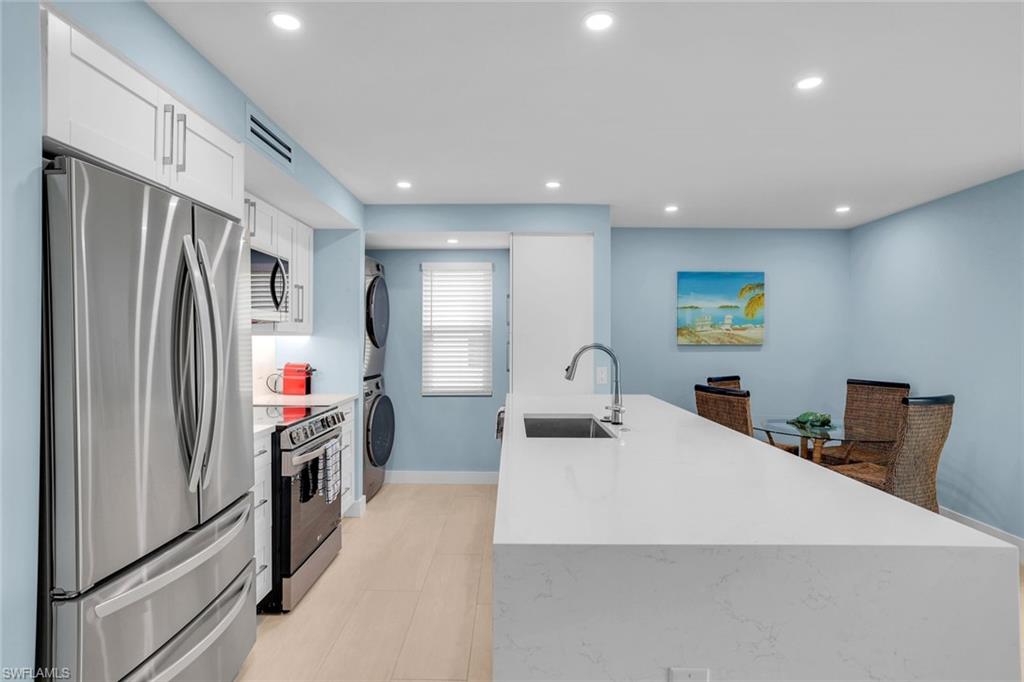 HARBOR LAKES OF NAPLES - Residential Lease