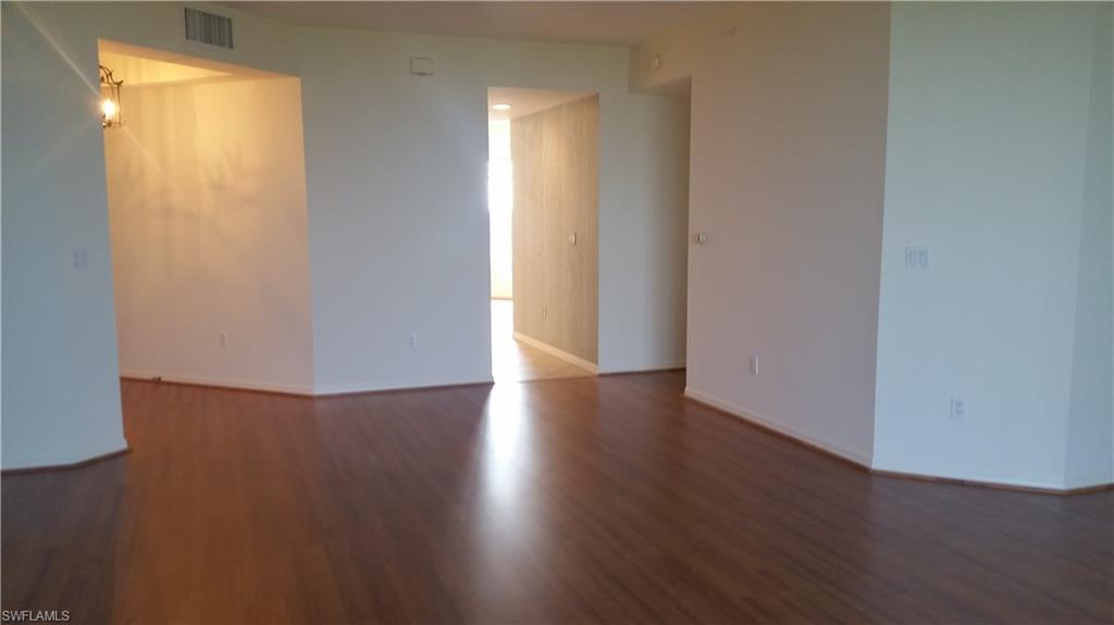 TOWER POINTE AT ARBOR TRACE - Residential