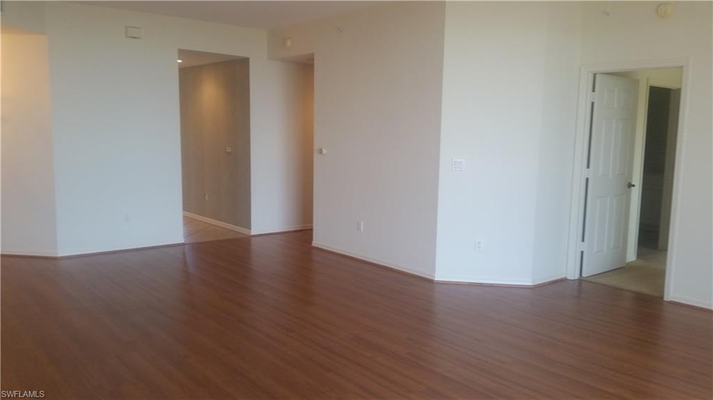 TOWER POINTE AT ARBOR TRACE - Residential