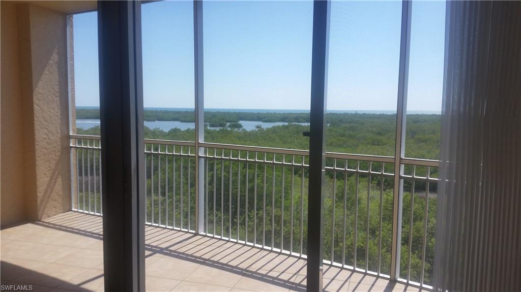 TOWER POINTE AT ARBOR TRACE - Residential