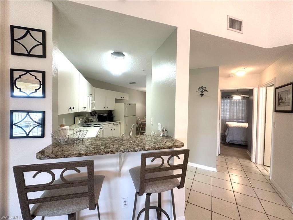 HUNTINGTON LAKES - Residential Lease