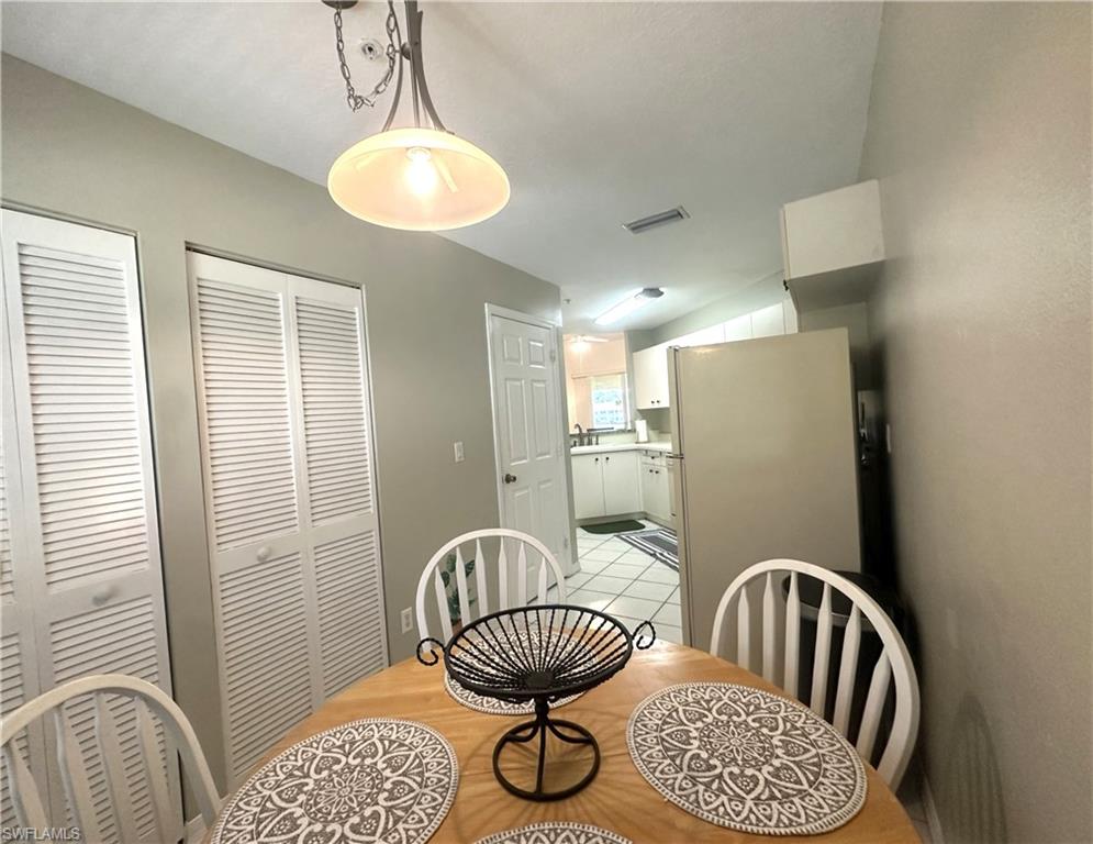 HUNTINGTON LAKES - Residential Lease