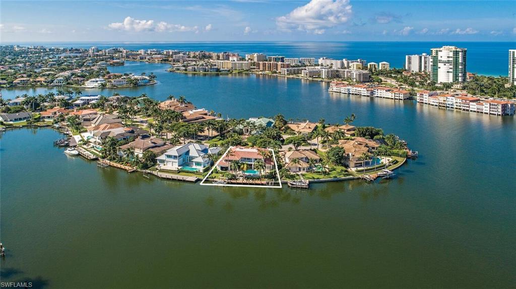 PARK SHORE - Residential