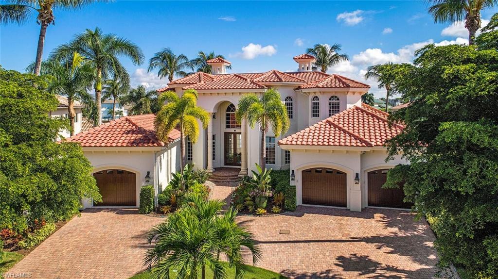 PARK SHORE - Residential