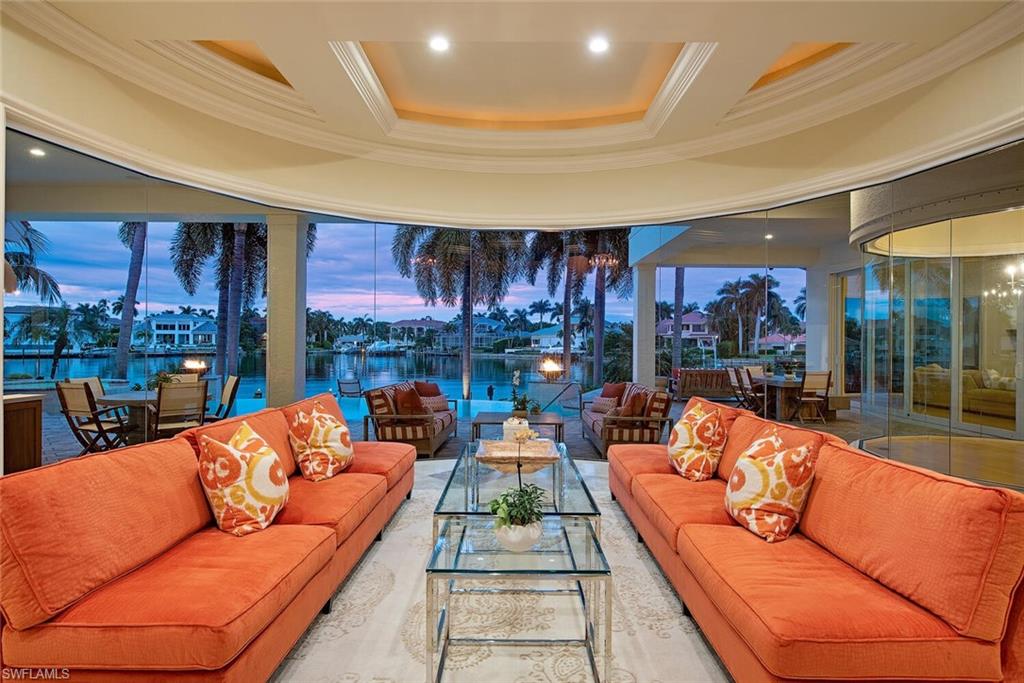 PARK SHORE - Residential