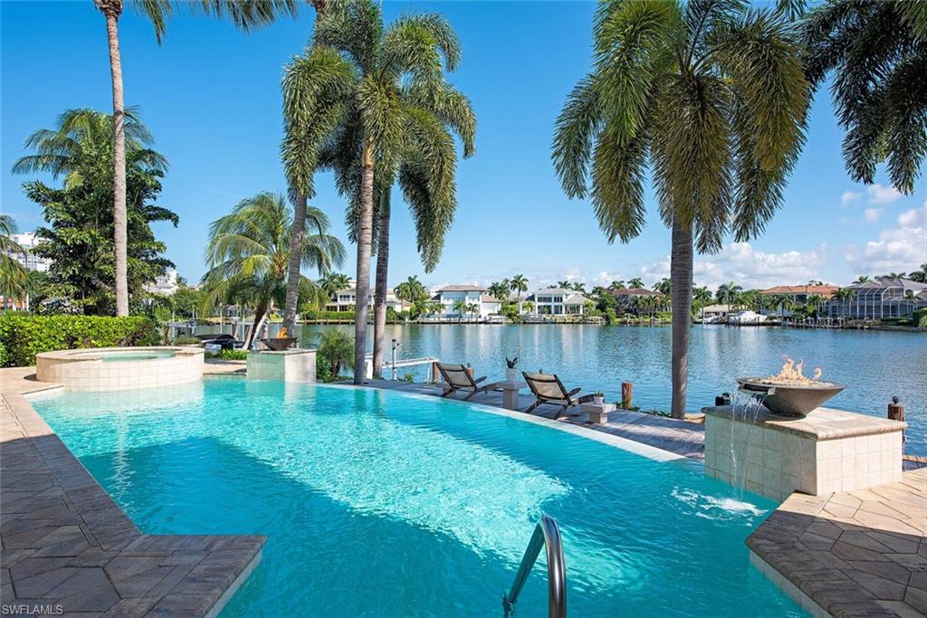 PARK SHORE - Residential