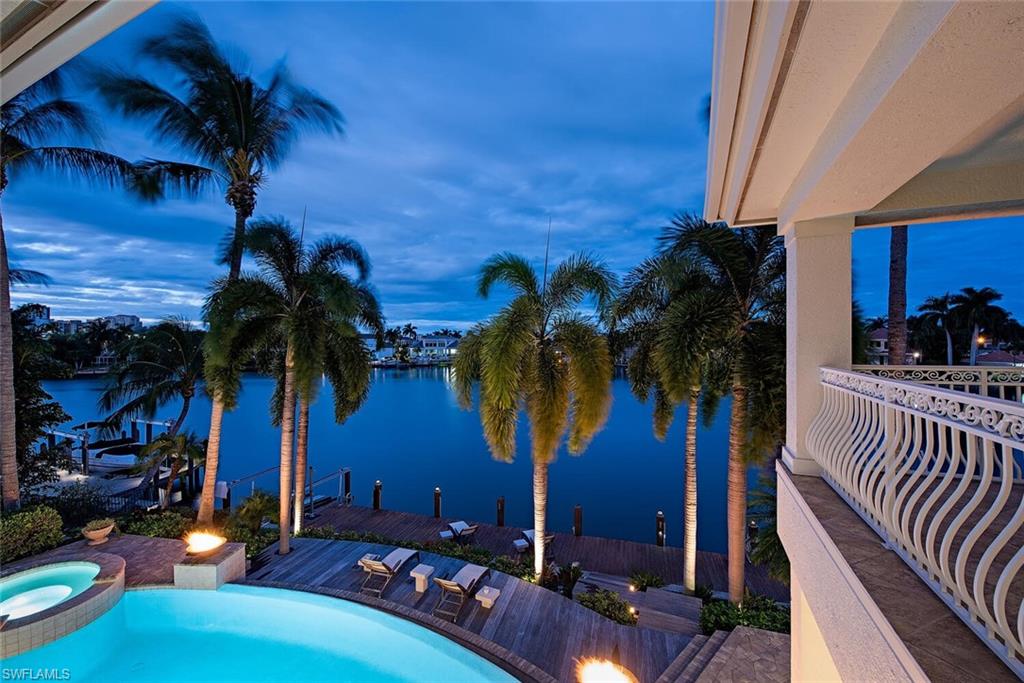 PARK SHORE - Residential