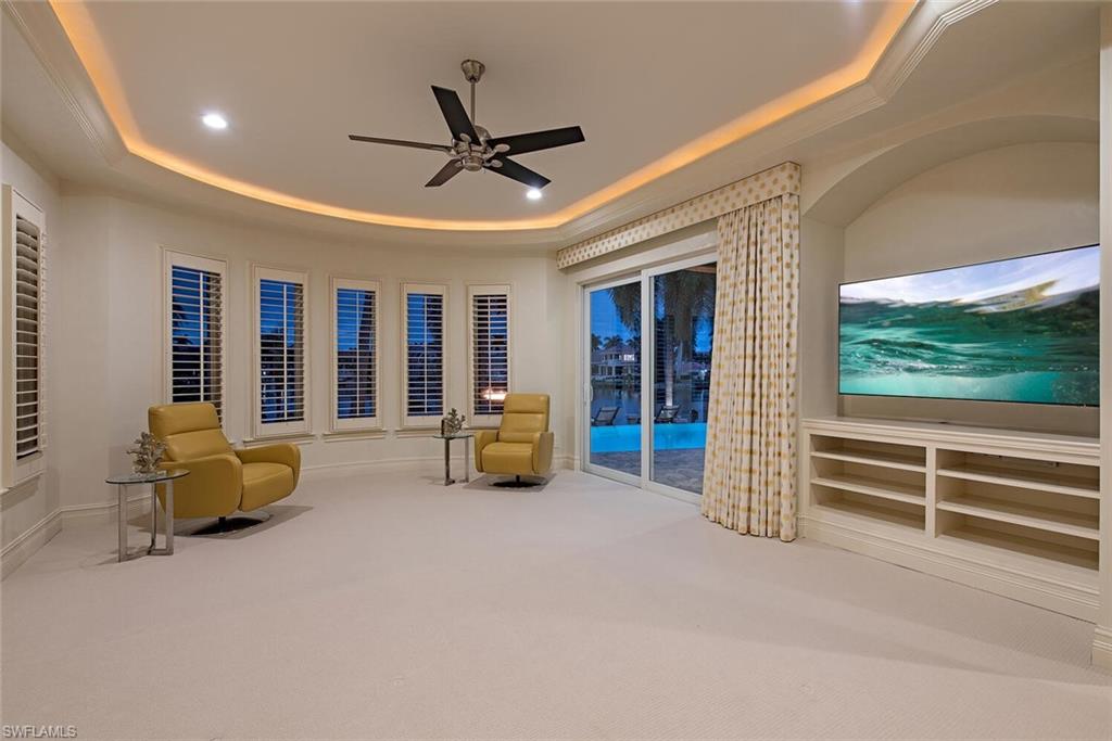 PARK SHORE - Residential