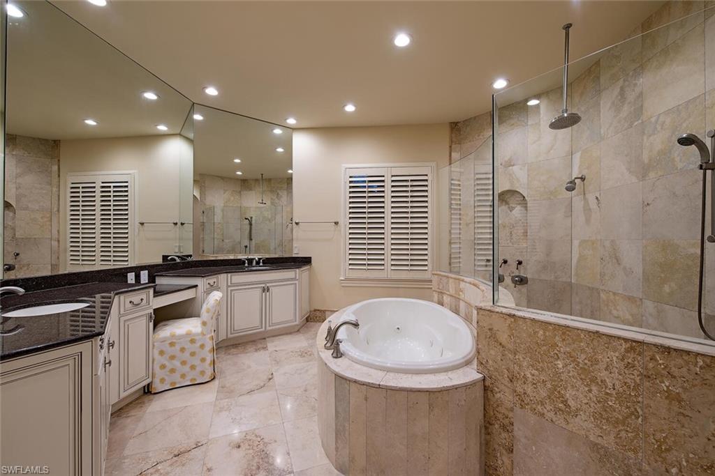 PARK SHORE - Residential