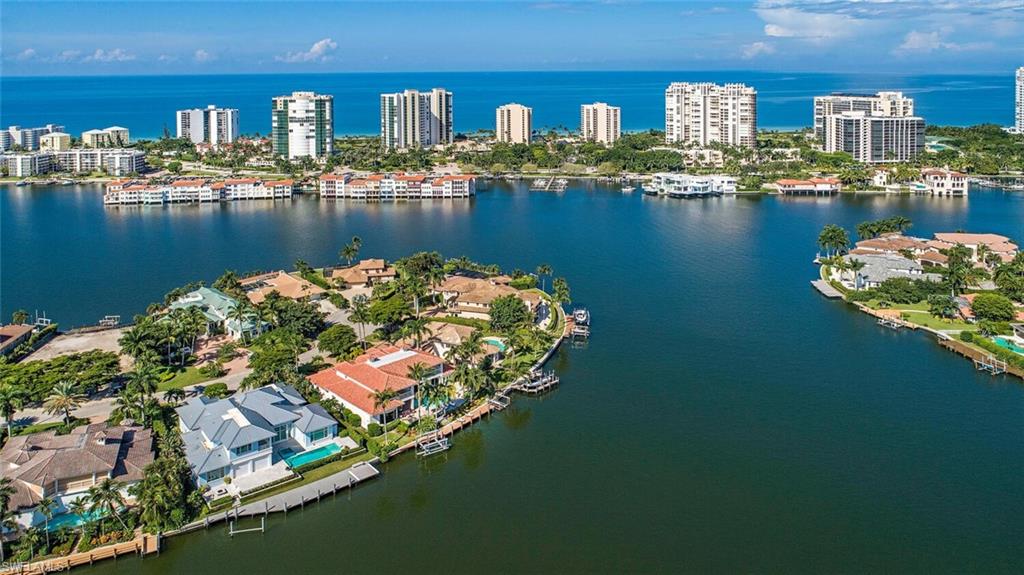 PARK SHORE - Residential