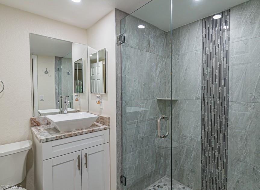 KINGS LAKE - Residential Lease