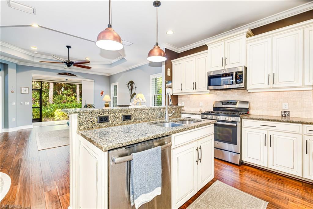 VILLA PALMERAS - Residential