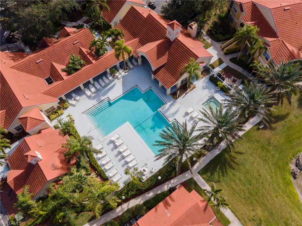 VENETIAN PALMS - Residential