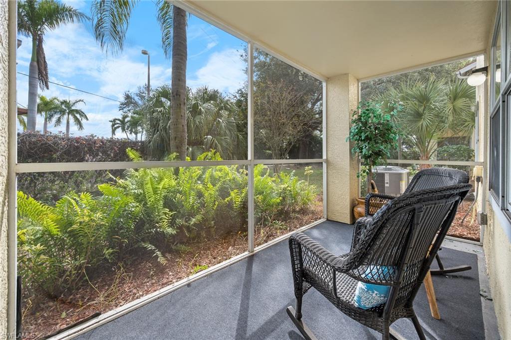 VENETIAN PALMS - Residential