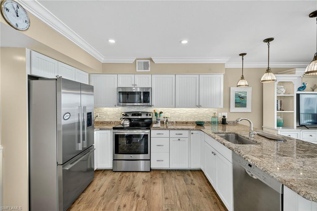 CAPTIVA HIDE-A-WAY CONDO - Residential