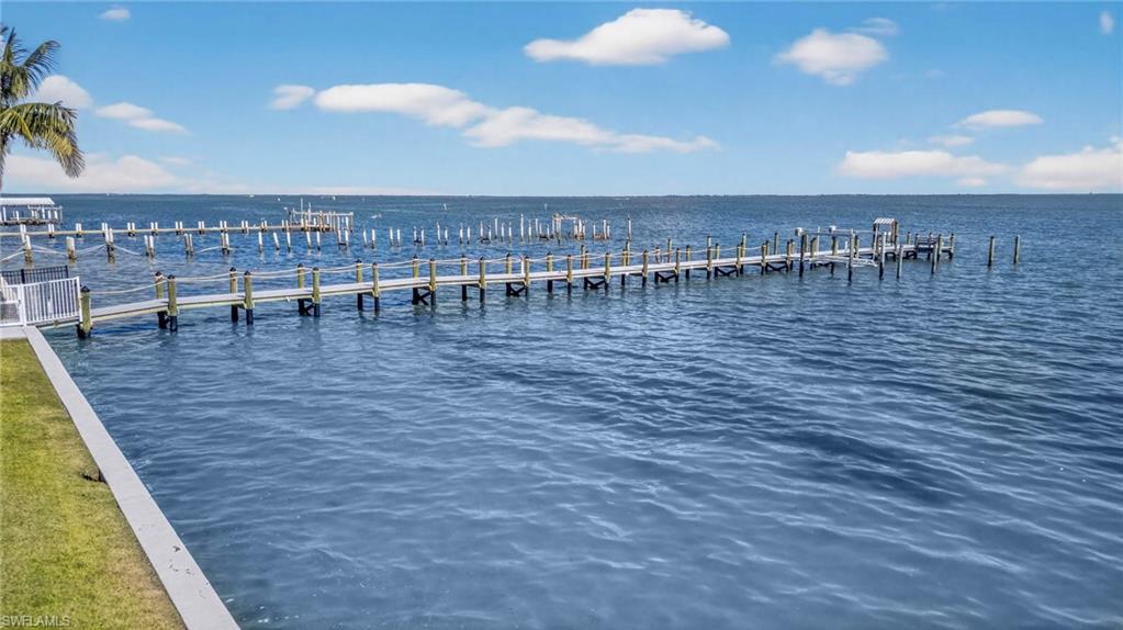 CAPTIVA HIDE-A-WAY CONDO - Residential