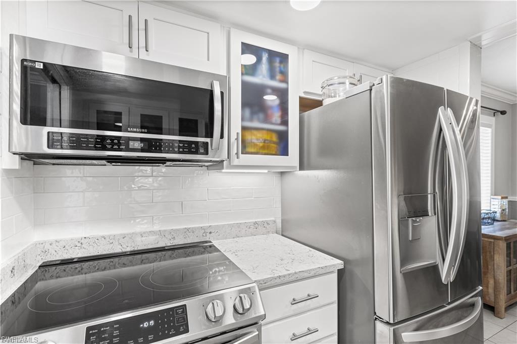 TOWERS CONDO - Residential