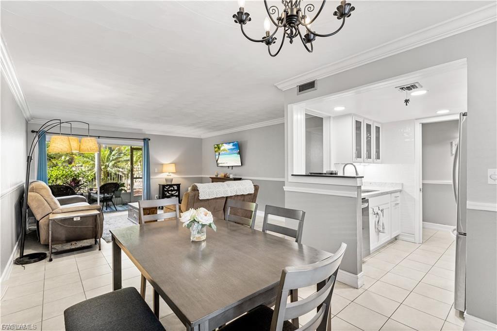 TOWERS CONDO - Residential