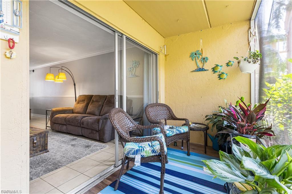 TOWERS CONDO - Residential