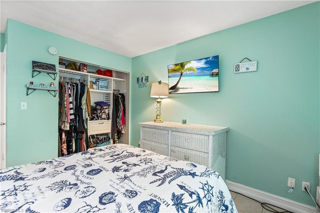 TOWERS CONDO - Residential