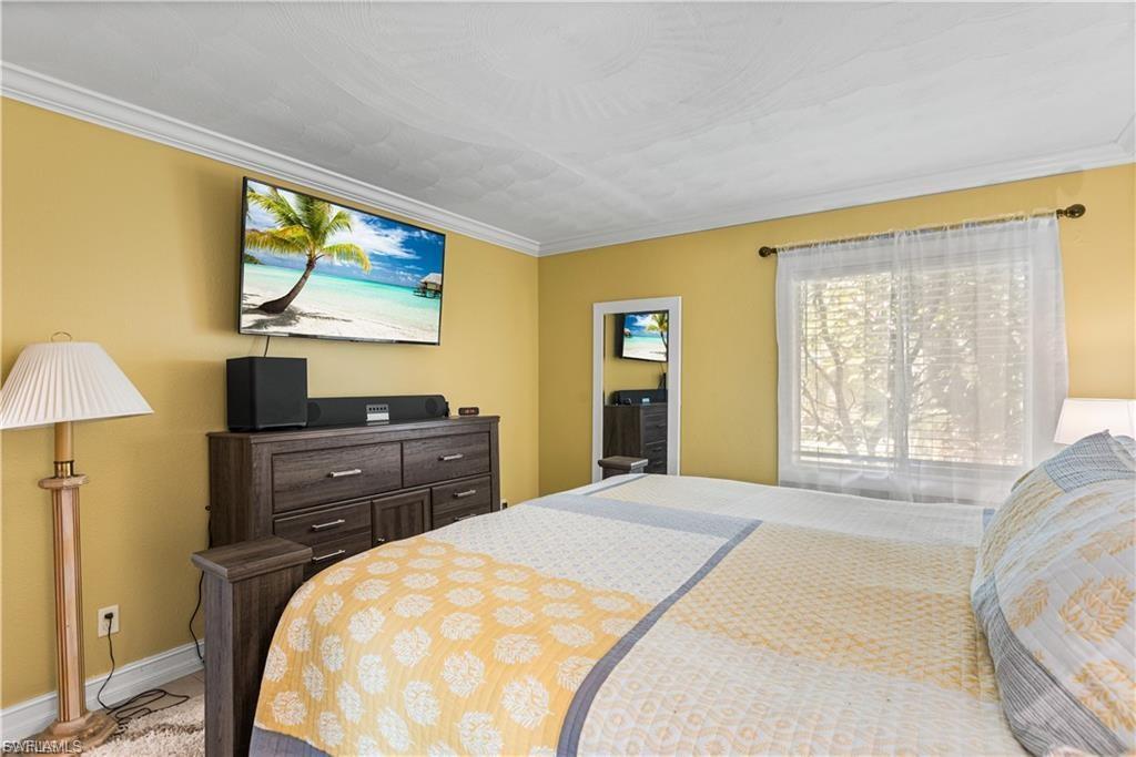 TOWERS CONDO - Residential